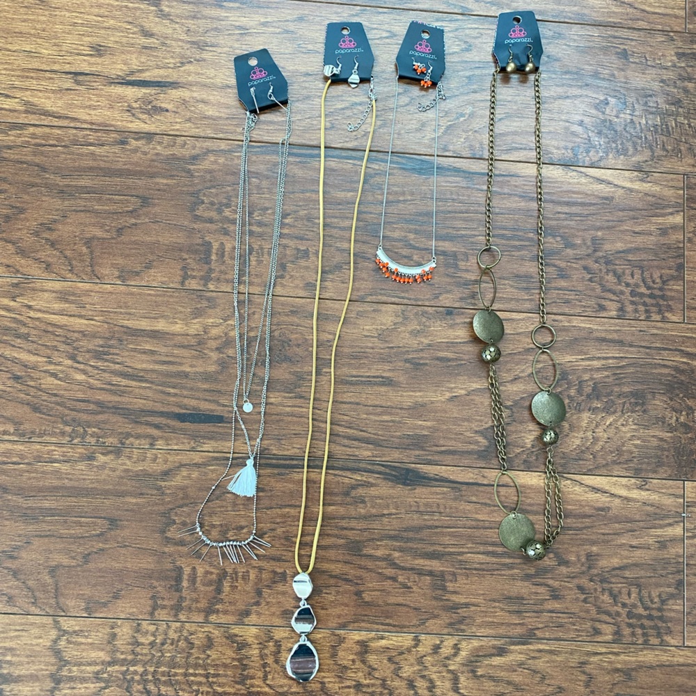 Paparazzi Jewelry bundle NWT